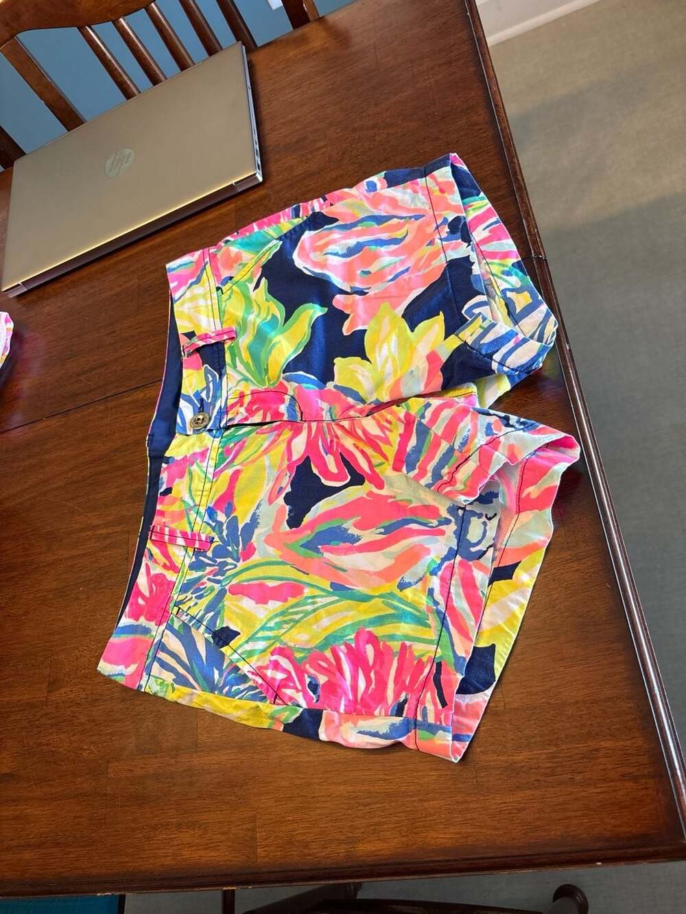 Lilly Pulitzer The Callahan Short in Resort Navy Travelers Palm